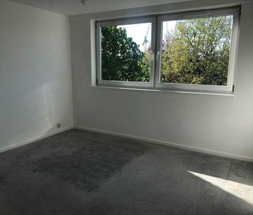 Otho Court, Brentford Dock, TW8 - Photo 5