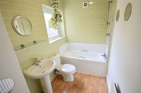 4 bedroom house to rent - Photo 2