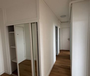 Location Appartement 3 pièces 63m² - Photo 3