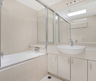 6/1 Huntington Street, Crows Nest NSW 2065 - Townhouse For Rent | D... - Photo 6
