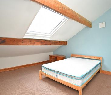 3 bedroom terraced house to rent - Photo 4