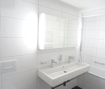 Moderne 3.5-ZW à 81 m² im 2. OG mit Cheminée - Foto 4