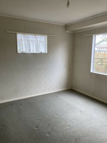 Three Bedroom Home - Photo 4