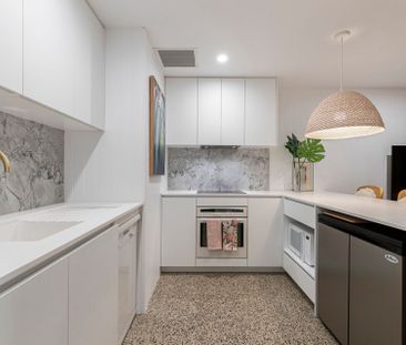 Furnished Buderim Studio with Designer Finishes and Utilities Inclu... - Photo 4