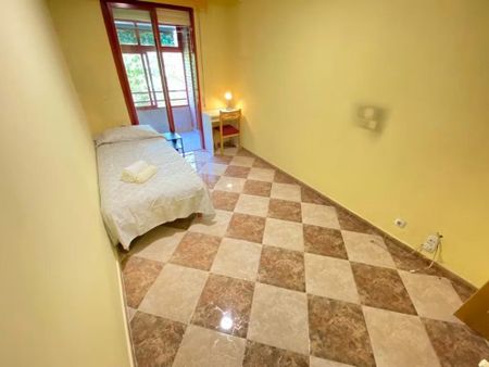 Calle del Cabo Machichaco, Madrid, Community of Madrid 28053 - Photo 4