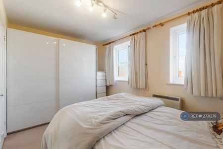 1 bedroom flat to rent - Photo 3