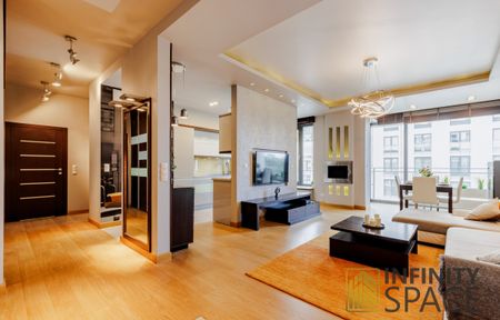 Warszawa, Śródmieście, Śródmieście Północne, Grzybowska - Фото 4