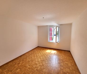 Grand appartement de 3,5 pièces au 1er étage - Photo 2