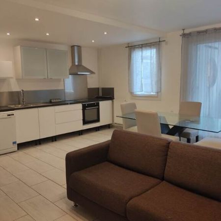 Location Appartement 2 pièces 45m² ISTRES 13800 - Photo 3