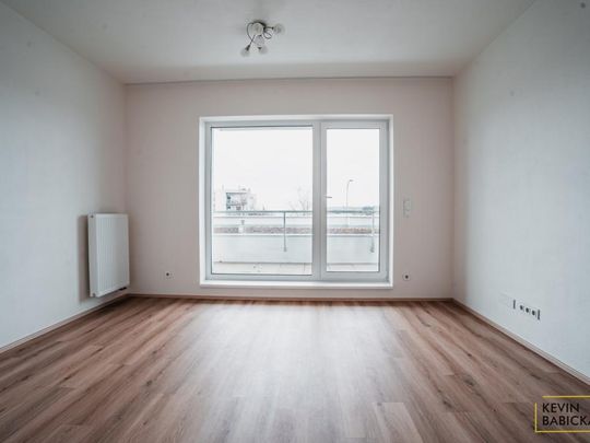 Pronájem bytu 1+kk 30 m2 - Fotografie 1