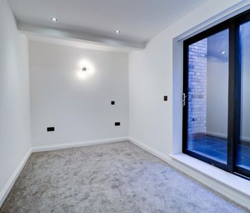 2 BED Apartment To rent - Photo 4