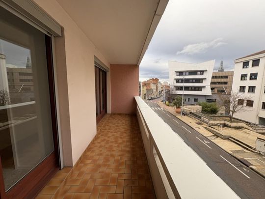 APPARTEMENT T4 A LOUER A ROANNE - HOTEL DE VILLE - Photo 1