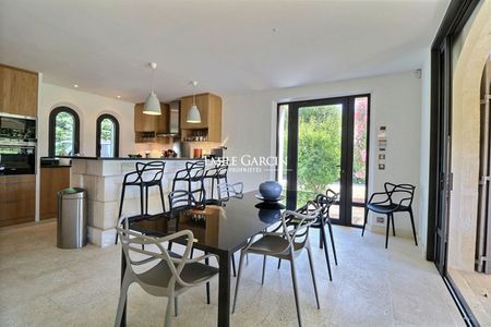 Maison à louer, Saint Rémy de Provence - Maison du Pantaï - vue sur les Alpilles - Climatisation - Piscine Chauffée - Photo 2