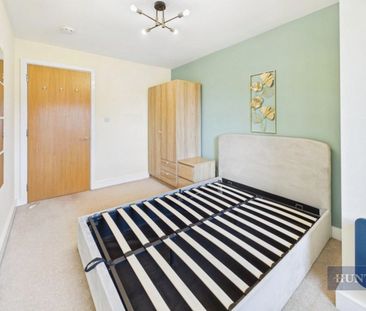 2 bedroom Flat To Let - Photo 5