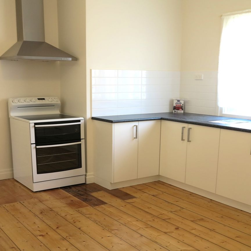 15 Sharp Street, Northcote VIC 3070 - House For Rent | Domain - Photo 1