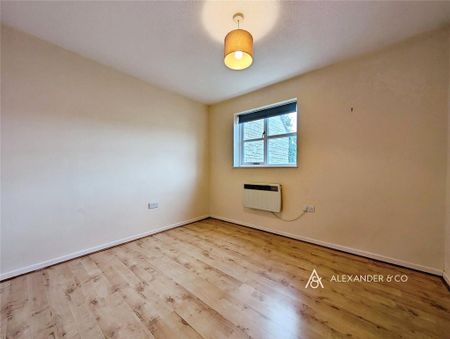 1 bedroom coach house to rent - Photo 5