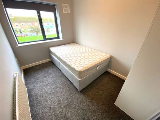 Walkinstown Green, Walkinstown, Dublin 12 - Photo 1