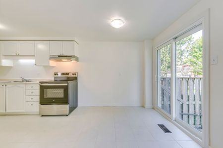 For Lease - 12 Danville Avenue, Halton Hills, Ontario - Photo 5