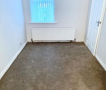 23 Ellis Street, Carrickfergus, BT38 8AY - Photo 3