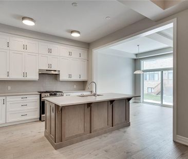 For Lease - 3041 WILLIAM CUTMORE Boulevard, Oakville, Ontario - Photo 5