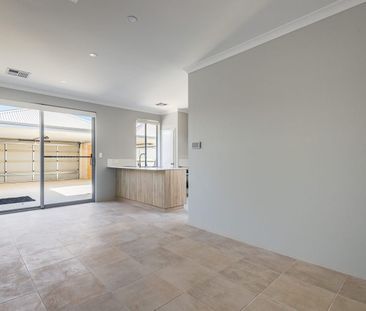 Coastal living with low maintenance in a modern, well-designed home... - Photo 4