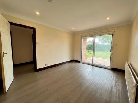 The Street, Bury St. Edmunds, Beck Row - Photo 5