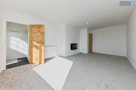 2 bedroom semi-detached bungalow to rent - Photo 2