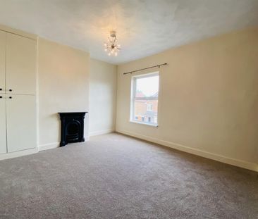 2 bedroom House To Let - Photo 2