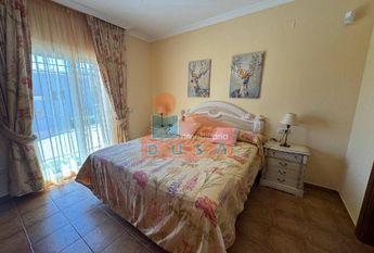 ALQUILER ADOSADA EXCLUSIVA | 2.700 €, 277 m²