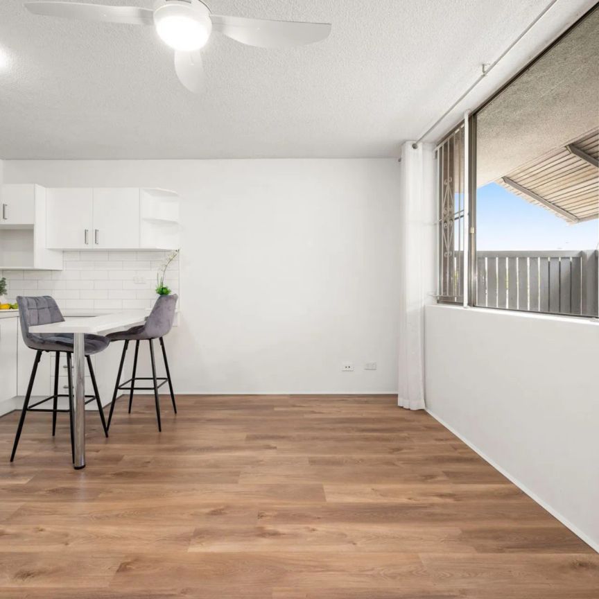 Charming One-Bedroom Unit in the Heart of Coorparoo - Photo 1