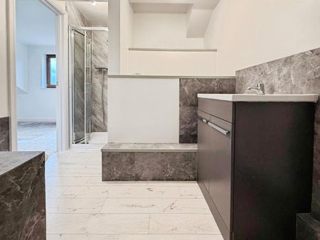 4 bedroom terraced house to rent - Photo 5