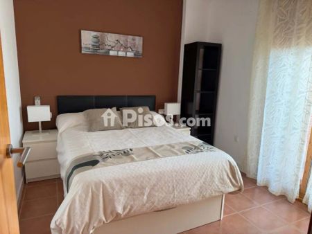 Piso en alquiler en Calle de la Buenavista, 11 - Photo 4