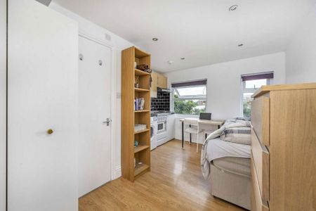 Studio to rent - Photo 4