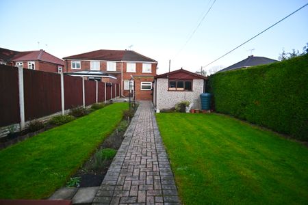 Marlborough Avenue, Doncaster - Photo 2