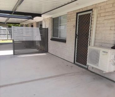 NEAT AND LOW MAINTENACE 2 BEDROOM UNIT IN CONVENIENT LOCATION! - Photo 5