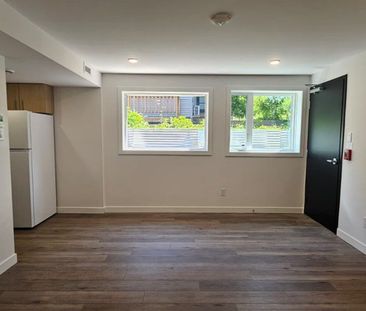 For Lease - 216 Mcarthur Avenue Unit# 02, Vanier and Kingsview Park... - Photo 6