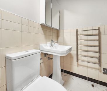 Welcome to 102A/8 Chevron Suites - Photo 5