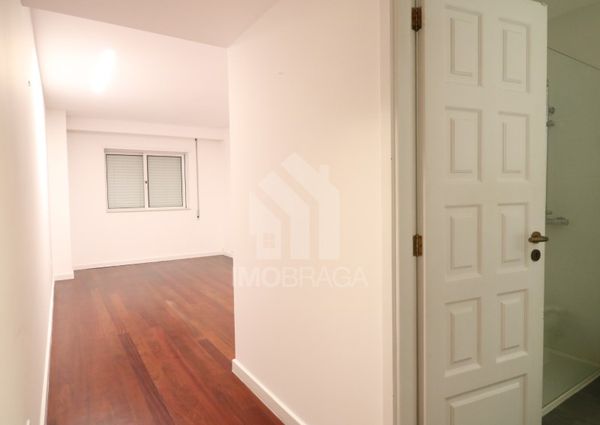 Apartamento T3 em Braga