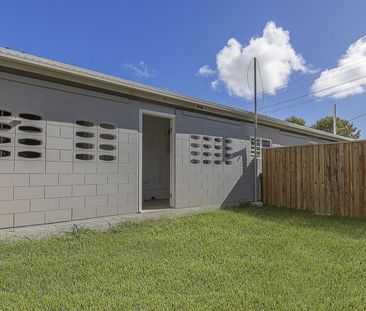 Fresh, Low-Maintenance Living in a Convenient Rosslea Location! - Photo 6