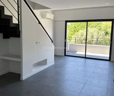 Location Appartement 3 pièces 78 m2 à Ajaccio - Photo 3