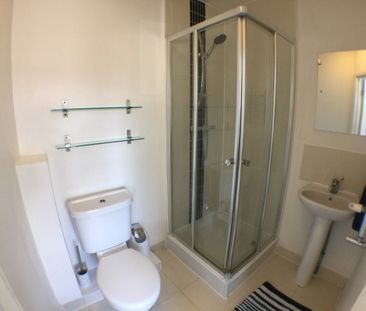 Room in a Shared House, East Ferry Road, E14 - Photo 5