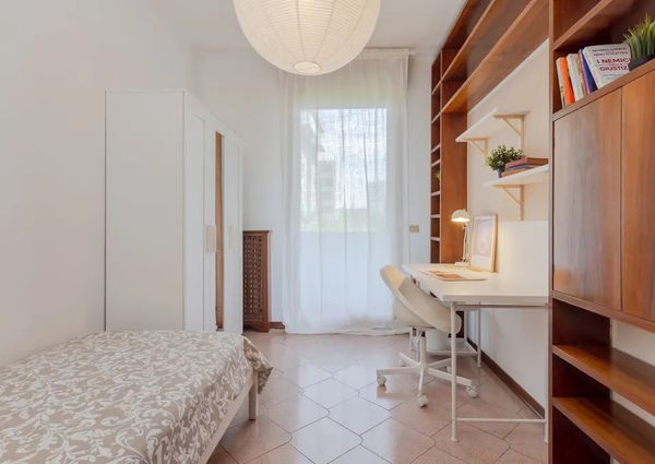 Via Urbino, Padova, Veneto 35142