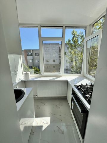 Apartament 3 camere de inchiriat - zona Faleza Nord Constanta - Fotografie 5
