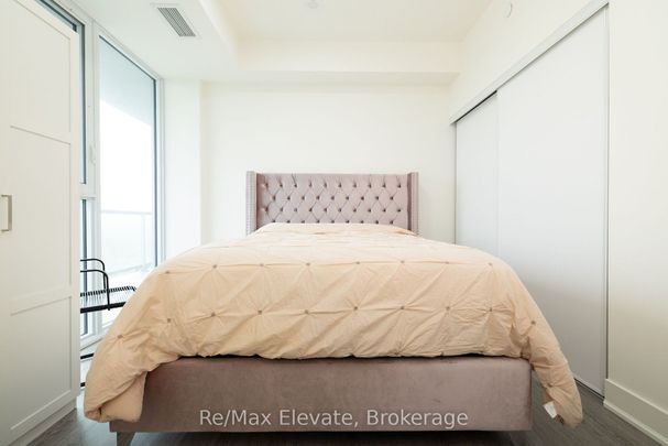 For Lease - 185 Deerfield Road Unit# 1010, Newmarket, Ontario - Photo 1