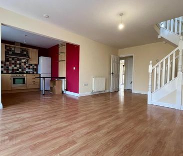 44 Silverwood Green, Lurgan, BT66 6SS - Photo 2