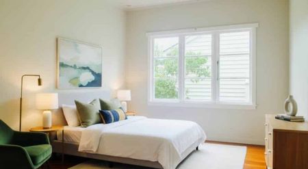 Family Home with Beautiful Views - Photo 2