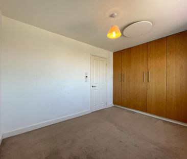 2 bedroom semi-detached house to rent - Photo 4