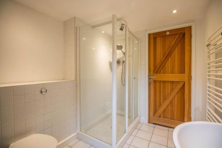 2 bedroom detached house to rent - Photo 3