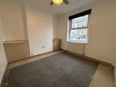 Stafford Road, Grangetown, Cardiff - Photo 2