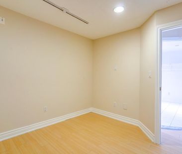 For Lease - 1579 Ogden Avenue, Mississauga, Ontario - Photo 2